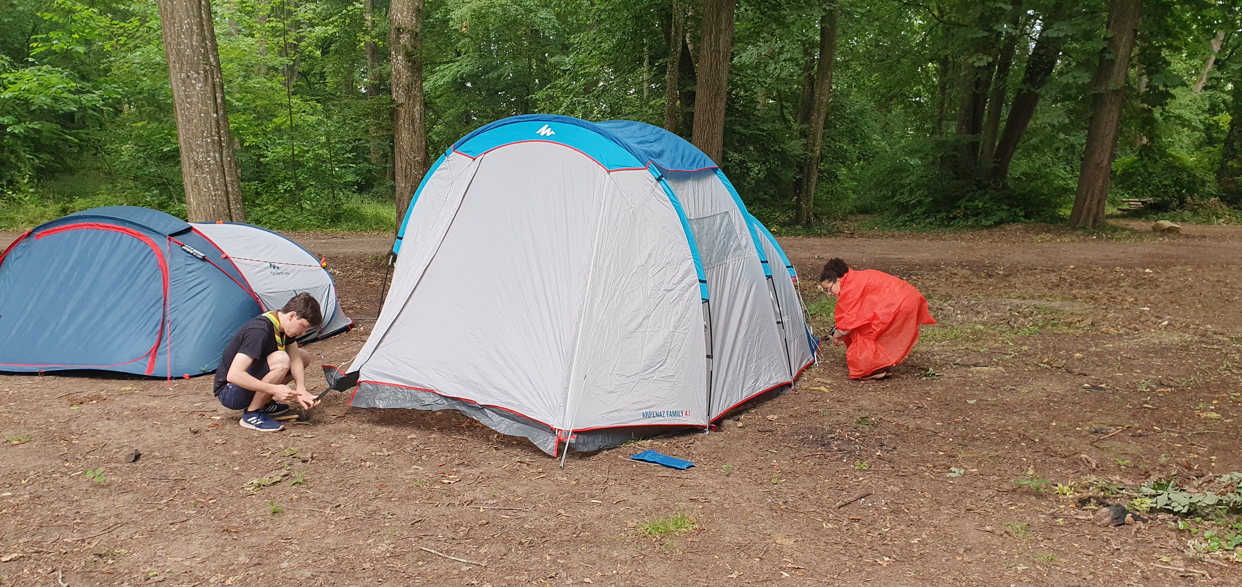 Pendant ce temps les enfants s'installent aussi