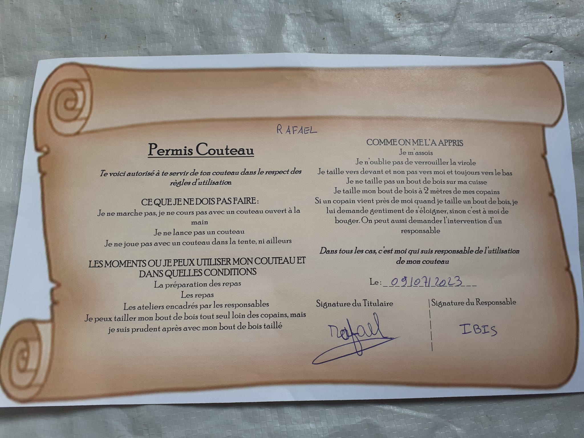 L-1er-permis de couteau